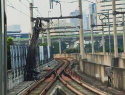 Crane Proyek Kejagung Roboh Di Jalur MRT, Hutama Karya Minta Maaf