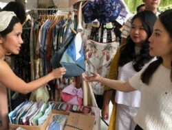 Wamenparekraf Apresiasi Produk Upcycle Tenun Sutra Di Semasa Piknik, Harganya Tembus Rp1 Jutaan