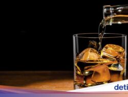 Malam Mabuk-mabukan, Paginya Turis ‘Terjun’ Didalam Balkon Hotel