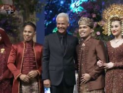 Ganjar Pranowo Tampil Keren Bersama Jas Ke Resepsi Pernikahan Thariq Halilintar dan Aaliyah Massaid