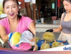 Penjual Durian Cantik dan Seksi Hingga Thailand Ini Curi Perhatian