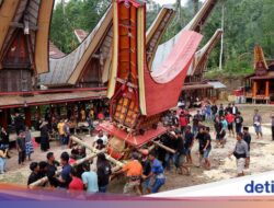 Melihat Kearifan Lokal Pemakaman Bangsawan Toraja