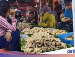 Pasar 16 Ilir Pelembang ‘Surganya Pempek Murah’ Harganya Cuma Rp 1.000