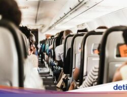 Penumpang Mabuk Bertingkah dan Menghina Pilot, Pesawat pun Mendarat Darurat