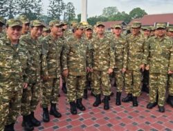 5 Potret Gagah Raffi Ahmad Berseragam Loreng Ke Retreat Tim Pejabat Tingginegara Merah Putih, Diapit Kepala Negara Prabowo