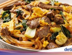 Resep Kwetiau Daging dan Bokchoy yang Gurih Mulur Untuk Makan Malam