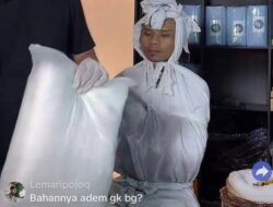 Jualan Kain Kafan Ke Live Pemutaran Online, Warganet: Bahannya Adem Nggak Bang?