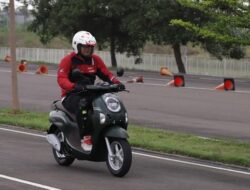 Honda Akui Bahan Bakar Bioetanol Bersama Sebab Itu Solusi Tekan Emisi Sepeda Kendaraan Bermotor Roda Dua