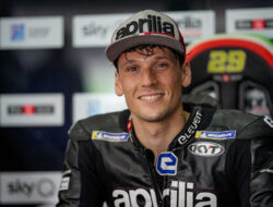 Aprilia Racing Tunjuk Lorenzo Savadori!
