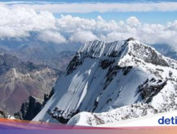 Gunung Carstensz Ke Ujung RI Itu Bukan Untuk Pemula, Diincar Pendaki Dunia