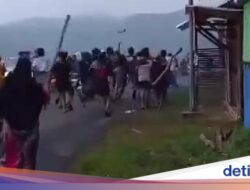 Viral Konvoi Kendaraan Bermotor Roda Dua Brong Di Rawa Jombor Dibubarkan Emak-emak Bawa Pentungan