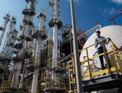 Chandra Asri dan Glencore Resmi Kuasai Kilang Shell Singapura Senilai Rp4,2 Triliun