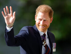 Pangeran Harry Ancam Terobos Istana, Kesal Tak Diberi Akses Bertemu Raja Charles III