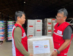 PMI Kirim Pemberian Kemanusiaan Senilai Rp800 Juta Sebagai Korban Gempa Myanmar