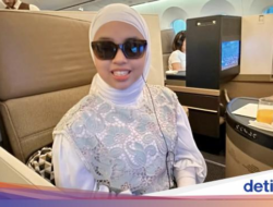 Putri Ariani Makan Bareng Adik dan Rayakan Ultah Pakai Cake Black Forest