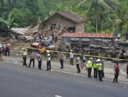 Truk Kecelakaan Ke Purworejo Beroperasi Tanpa Izin