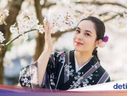 Pesona Menawan Chelsea Islan Pada Liburan