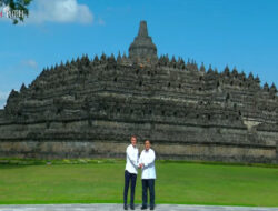 Prabowo-Macron Kunjungi Candi Borobudur usai Bersama Akmil Magelang