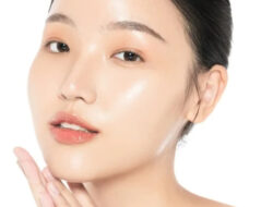 Apakah Perlu Memakai Sunscreen Ke Malam Hari? Simak Penjelasannya