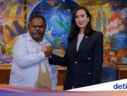 Menpar Widiyanti Unggah Video Gubernur Papua Barat Daya, Digeruduk #saverajaampat