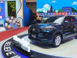 Komparasi Harga Daihatsu Rocky Hybrid vs Suzuki Fronx Hybrid