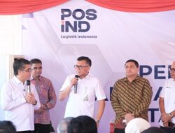 Menaker Tinjau Langsung Penyaluran BSU Untuk Peserta Aktif BPJS Ketenagakerjaan Hingga Makassar