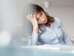 Sering Lelah dan Mengantuk? Bisa Karena Itu Kekurangan Vitamin Ini