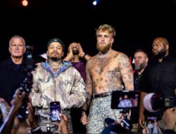 Momen Canggung Davis Di Konferensi Pers, Sinyal Remehkan Jake Paul?