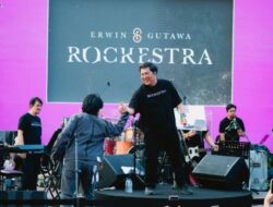 Rony Parulian Berhasil Memadukan Alunan Rock dan Orchestra Bersama Erwin Gutawa