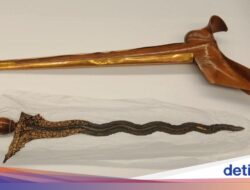Keris Naga Siluman Pulang Kampung