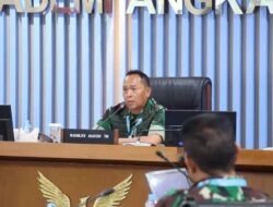 Profil Marsda TNI Fachrizet, Jebolan AAU 1991