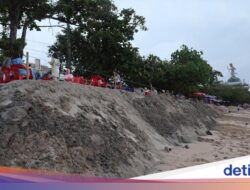 Ada Gundukan Tebing Pasir Bekas Abrasi