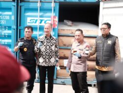 Bongkar Kartu Peringatan Produk Ekspor Turunan CPO, Kapolri: Selamatkan Kerugian Bangsa