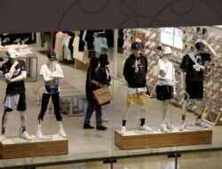 Kelas Menengah Masih Dari Sebab Itu Kelompok Paling Rentan Kena Tekanan Ekonomi