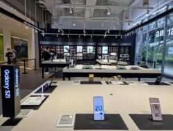 Alasan Pre-Order Galaxy S Terbaru Justru Cara Termurah Punya HP Flagship