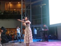 Tampil Energik, Anggis Devaki Meriahkan HUT Hingga-15 V Radio