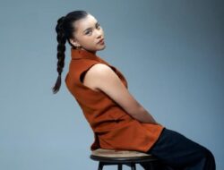 Angelina Punaji Ungkapkan Rasa Marahnya Lewat Lagu ‘Tertaut’