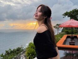 Bikin Heboh! Lisa Asyik Liburan dan Tampil Stunning Hingga Bali