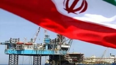 Kapal Induk AS Datang dan Serang Integritas Iran