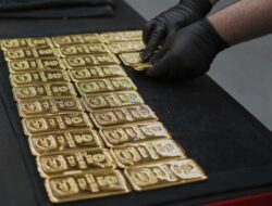 Diborong BRICS, Harga Emas Dunia Diramal Melambung Pekan Didepan