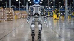 Mobil Hyundai Kendaraan Bermotor Roda Dua Siap Menjual Bebas Mesin Otomatis Humanoid