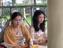 Pesona Ayu Ting Ting Di Salat Iduladha Bareng Bilqis, Seperti Kakak-Beradik
