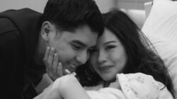 Unggahan Alyssa Daguise Usai Melahirkan Viral, Netizen Ramai Beri Pemberian