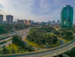 Ekonom Soroti Data Positif Fiskal dan Penanaman Modal Asing, Narasi Sell Indonesia Dinilai Keliru