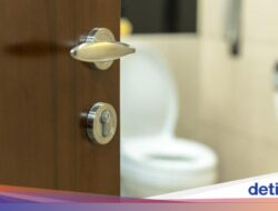 Ini Alasan Kamar Mandi Hotel Selalu Ada Di Di Pintu