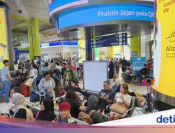 10 Stasiun Kereta RI yang Dari Sebab Itu Primadona Turis Asing