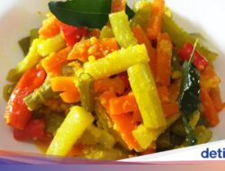 Resep Acar Kuning Timun Wortel Bumbu Kuning yang Renyah Segar