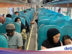Tiket KA Gratis Untuk Anak hingga Usia 5 Tahun Ditolak MK