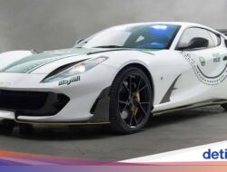 Dubai Beda Kasta, Polisi Wisatanya Tambah Kendaraan Sport Ferrari 812