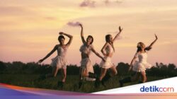 Keseruan Member No Na Pada Kulineran, Cicip Cheesecake hingga Sourdough